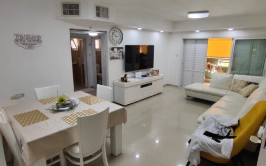 4.5 P Youd Bet (Rue Adar)