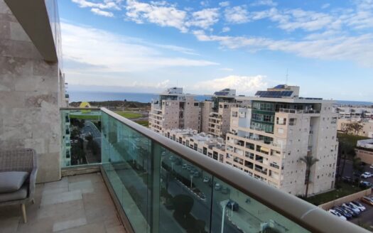 Penthouse 4 P Youd Zain